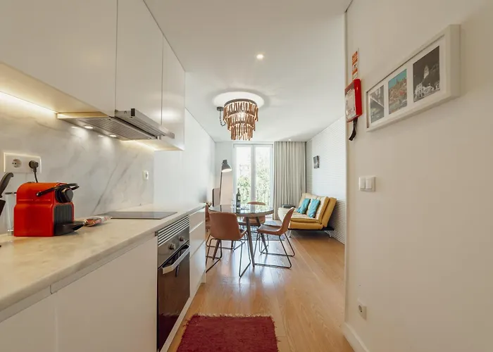 Apartman Downtown Bright With Balcony By Vacationy Porto